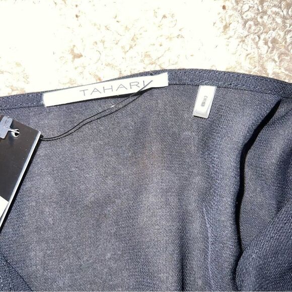 Tahari size M Black Sweater - Picture 6 of 7